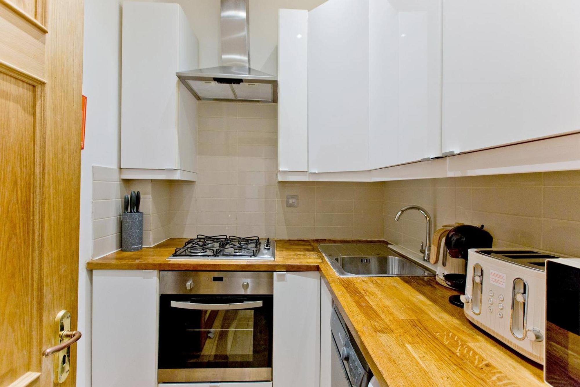 Imperial Earls Court Apartments ロンドン エクステリア 写真