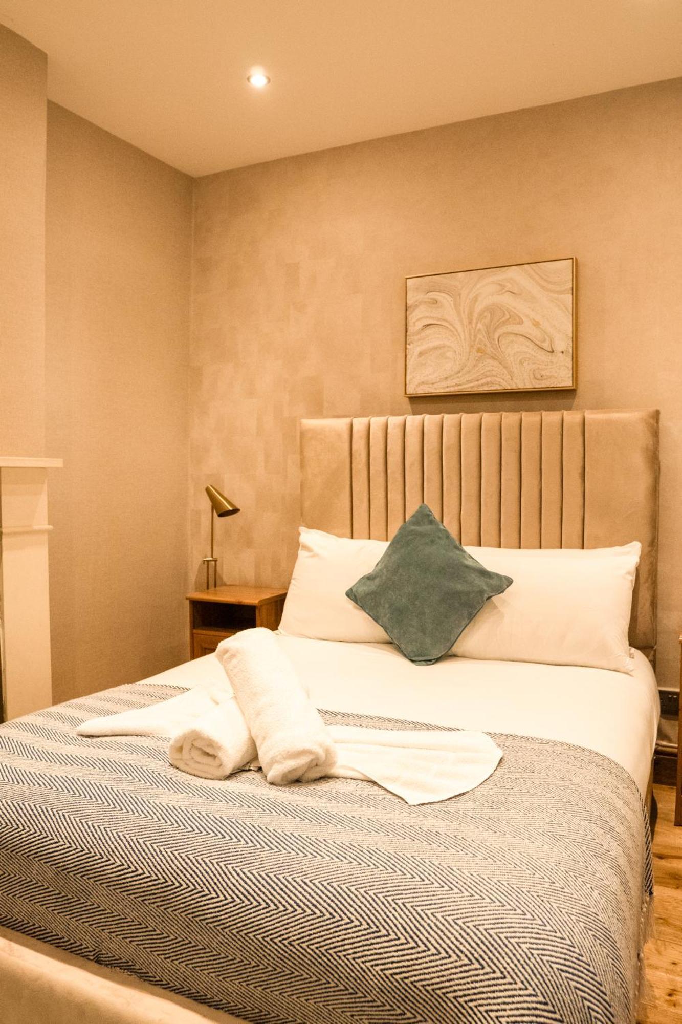 Imperial Earls Court Apartments ロンドン エクステリア 写真