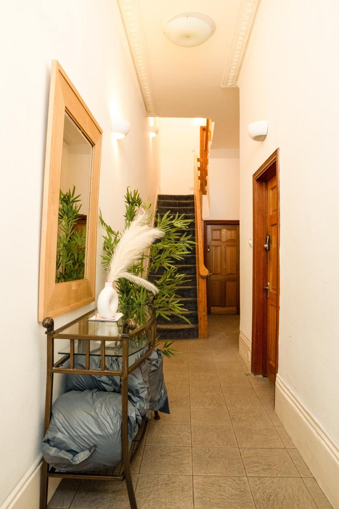 Imperial Earls Court Apartments ロンドン エクステリア 写真